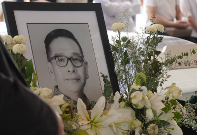 Pemakaman Bapak Benny Laos